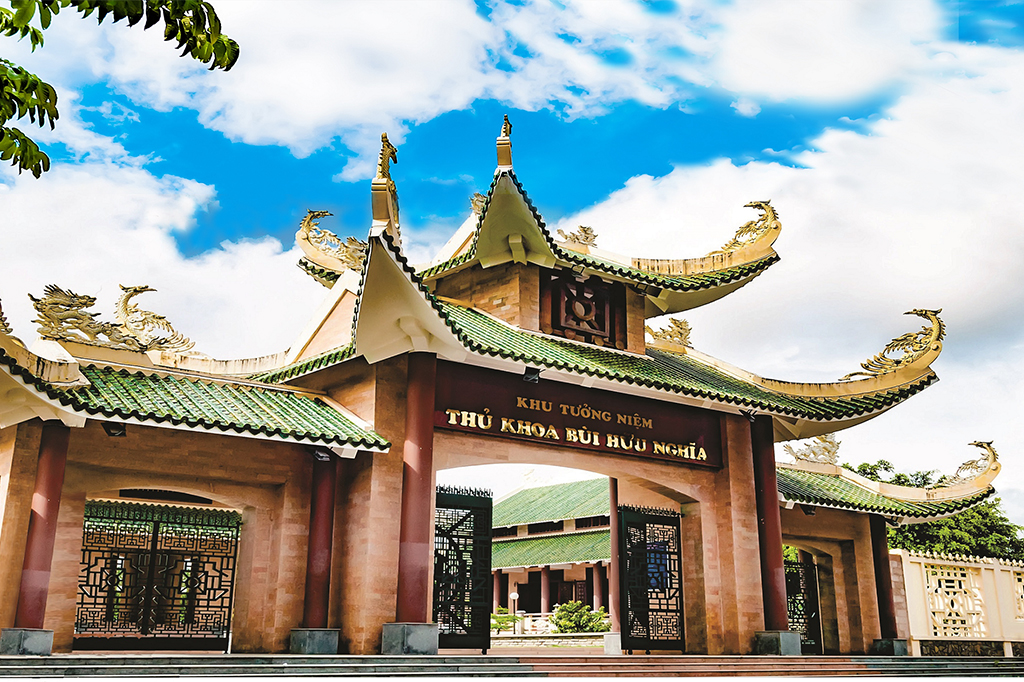 Khu Tưởng Niệm Thủ Khoa Bùi Hữu Nghĩa Cần Thơ – Điểm Đến Văn Hóa Lịch Sử Nổi Bật Ở Bình Thủy