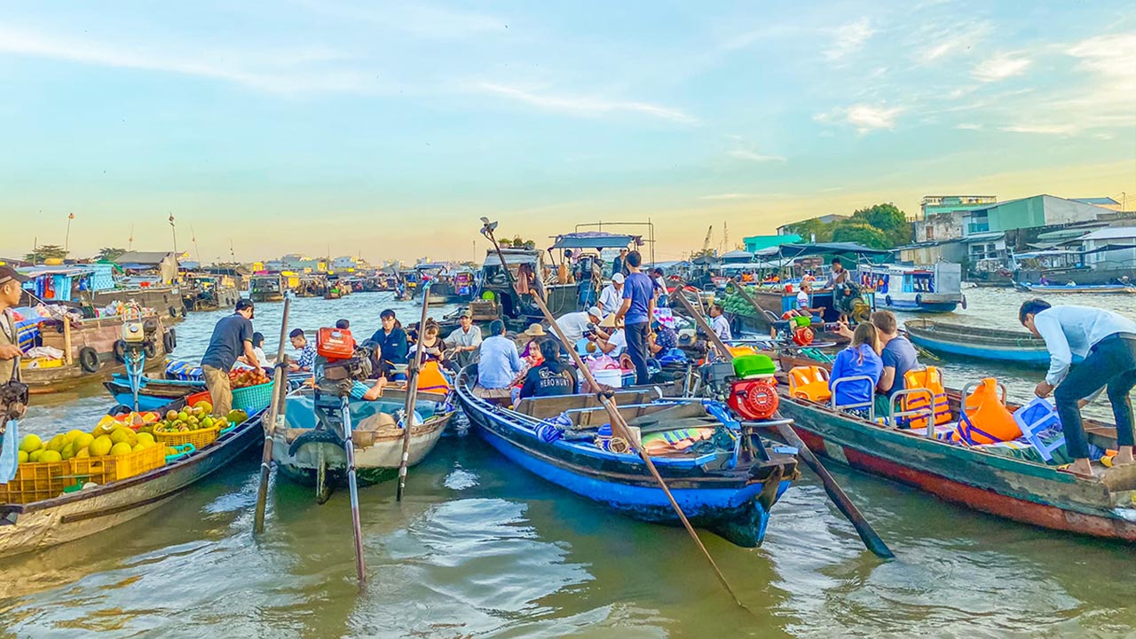 Bảng Giá Tour Ghép Đoàn Miền Tây – Khởi Hành Hàng Tuần